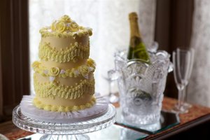 Wedding cake and Champange